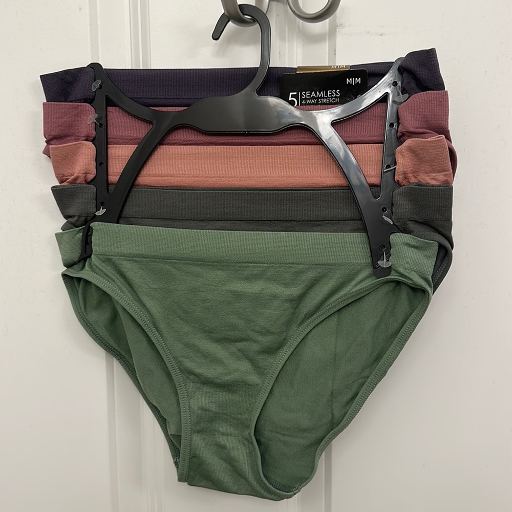 Seamless 4-way Stretch Bikini underwear